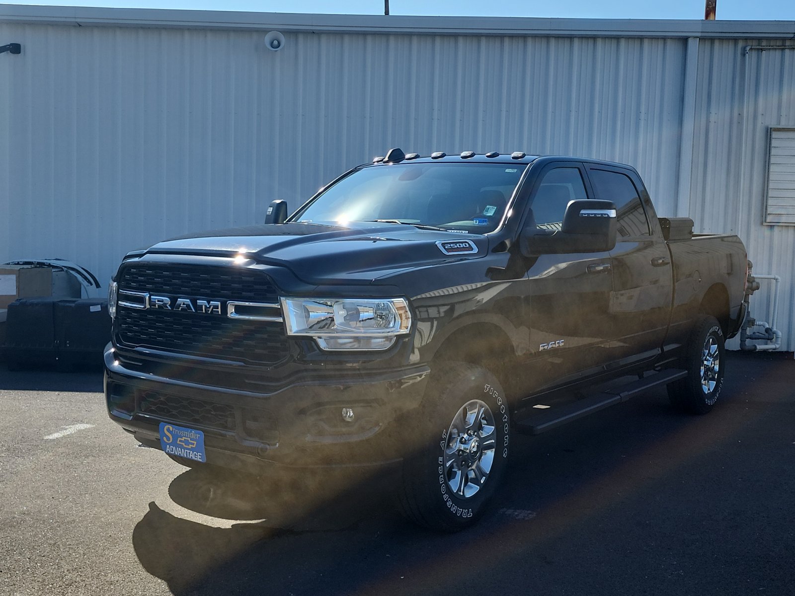 Used 2023 RAM 2500 Big Horn w/ Level 1 Equipment Group AWD/4WD image 1