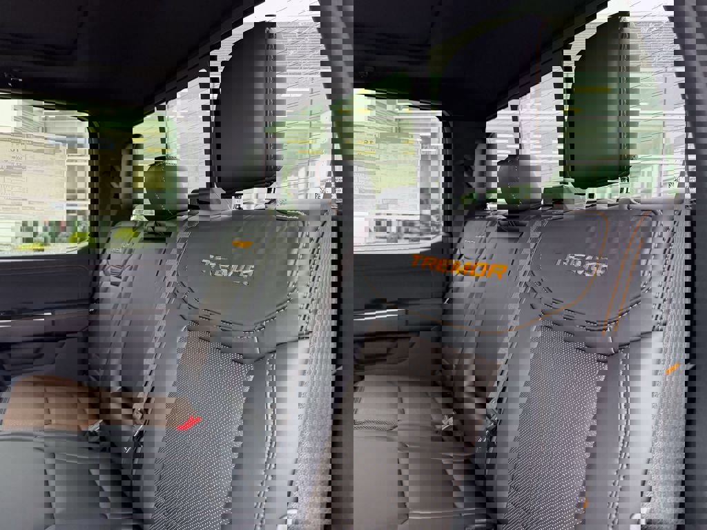 New 2026 Ford F150 Tremor w/ Equipment Group 402A High image 14