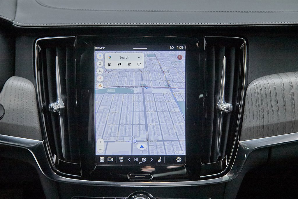 Certified 2024 Volvo V90 B6 Cross Country Ultimate image 17