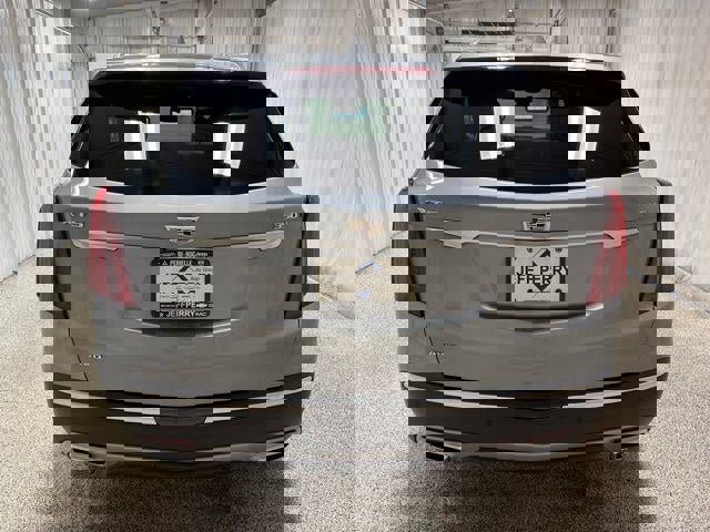 Used 2023 Cadillac XT5 Premium Luxury image 4