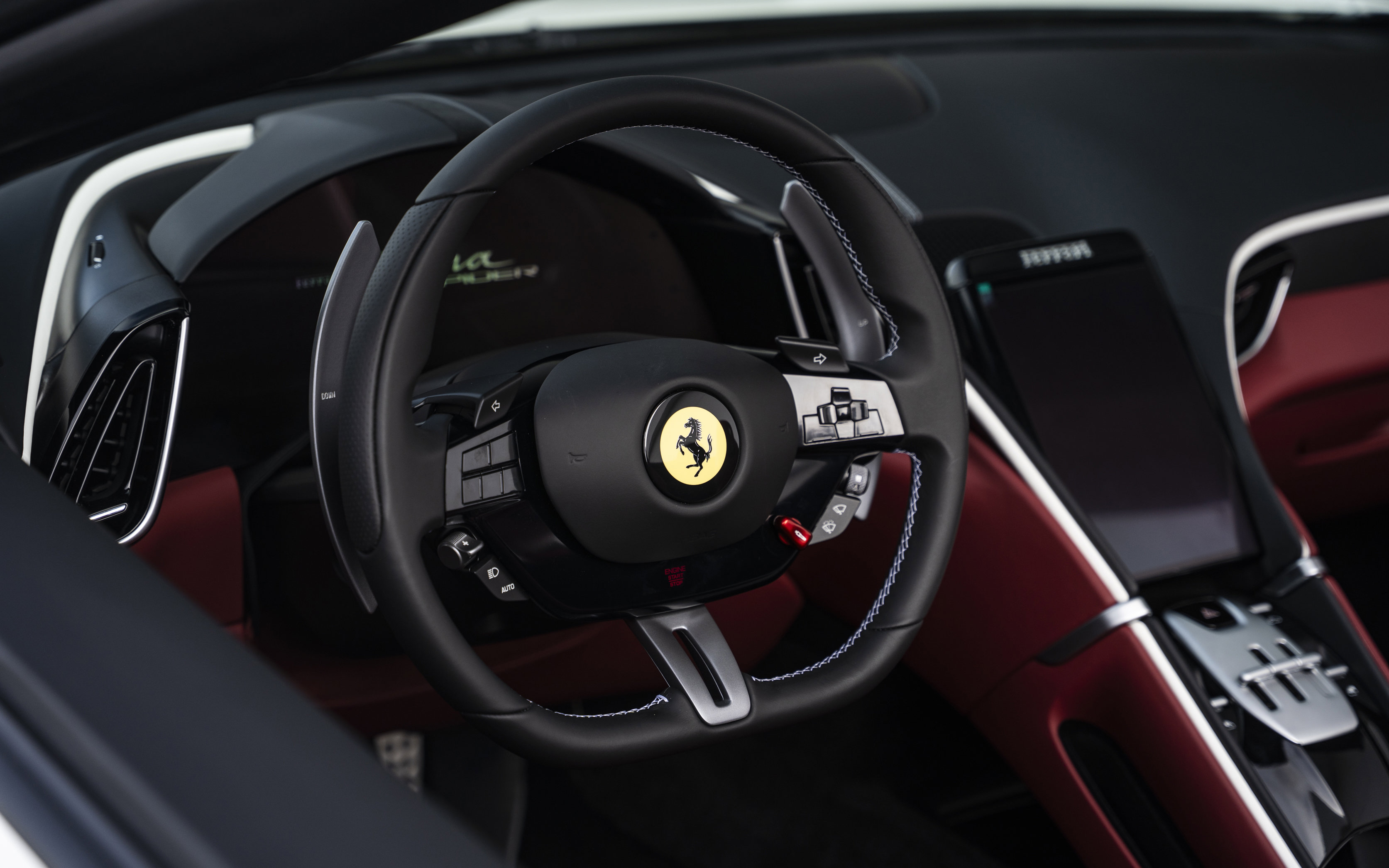 Used 2026 Ferrari Roma Spider RWD image 28