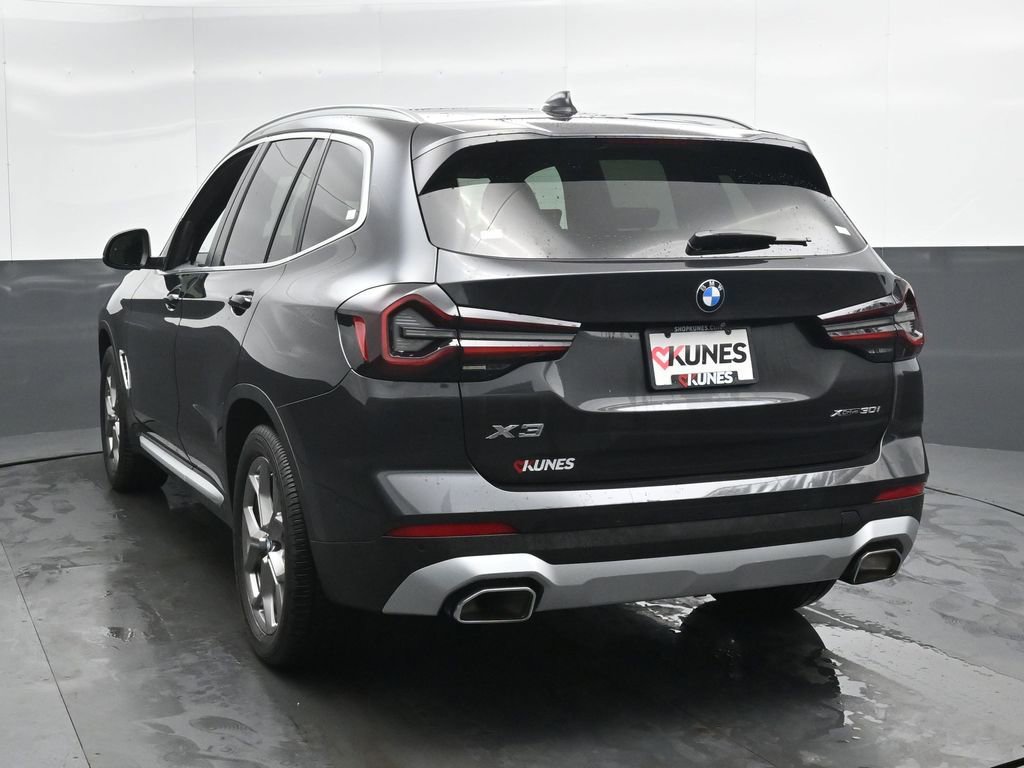 Used 2023 BMW X3 xDrive30i w/ Premium Package image 5
