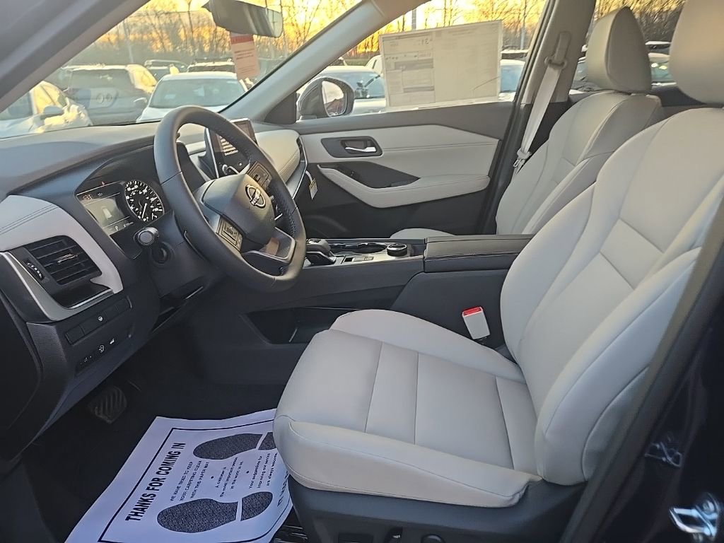 New 2026 Nissan Rogue SV image 9