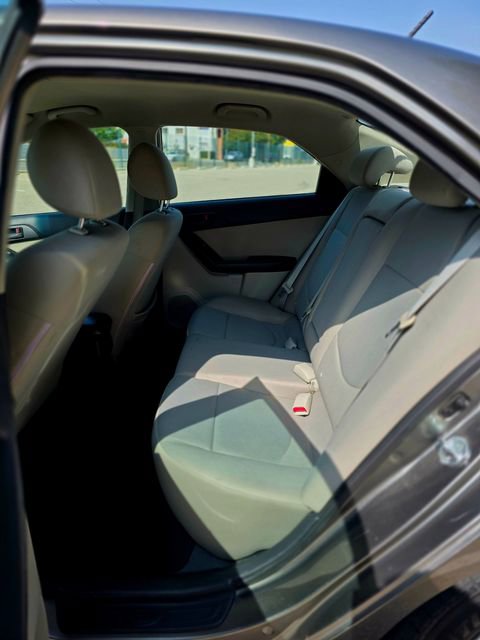 Used 2012 Kia Forte EX image 15