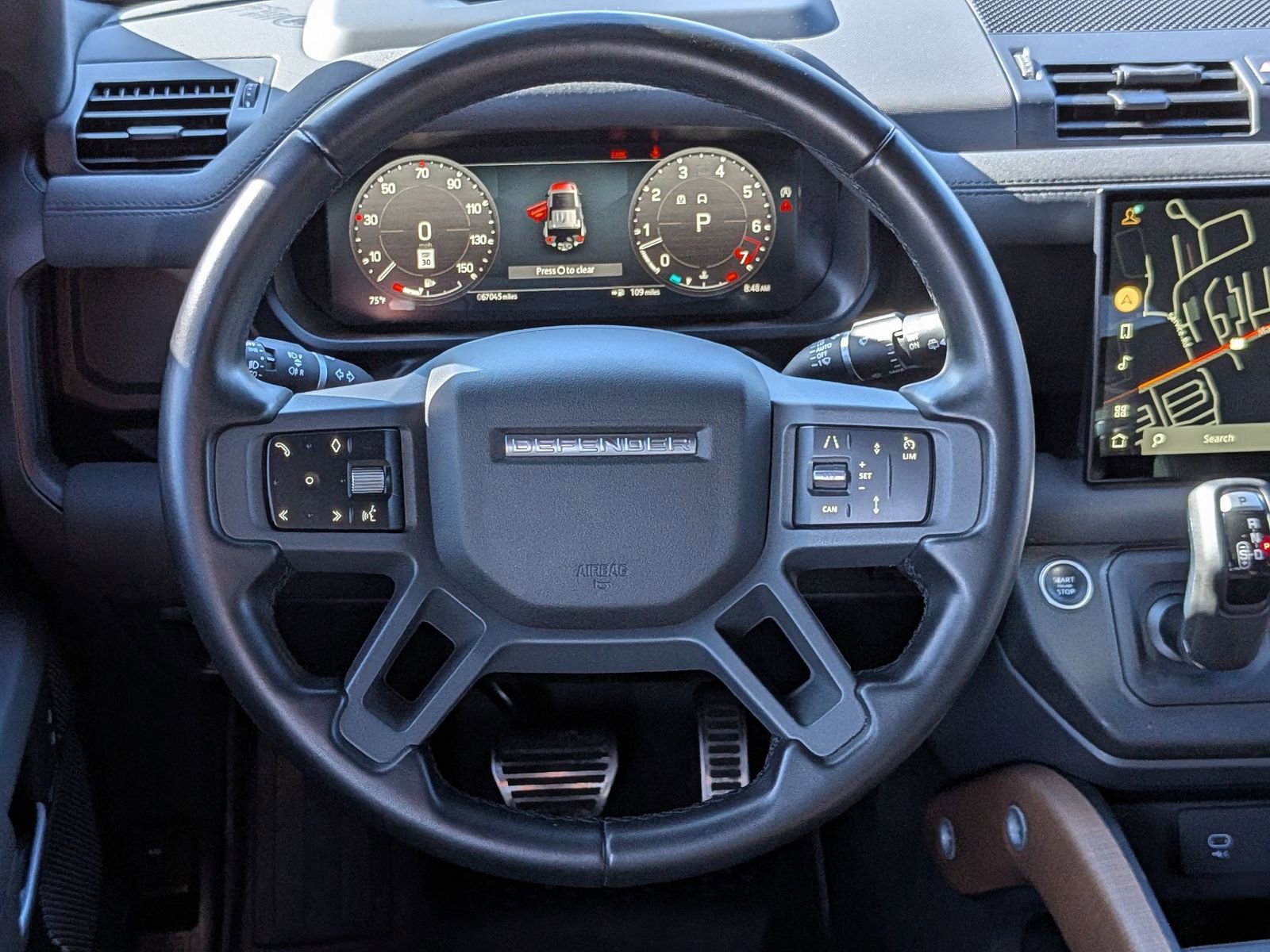 Used 2023 Land Rover Defender 110 X AWD/4WD image 32