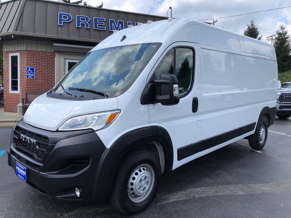 Used 2025 RAM ProMaster 2500 w/ Convenience Group FWD image 10