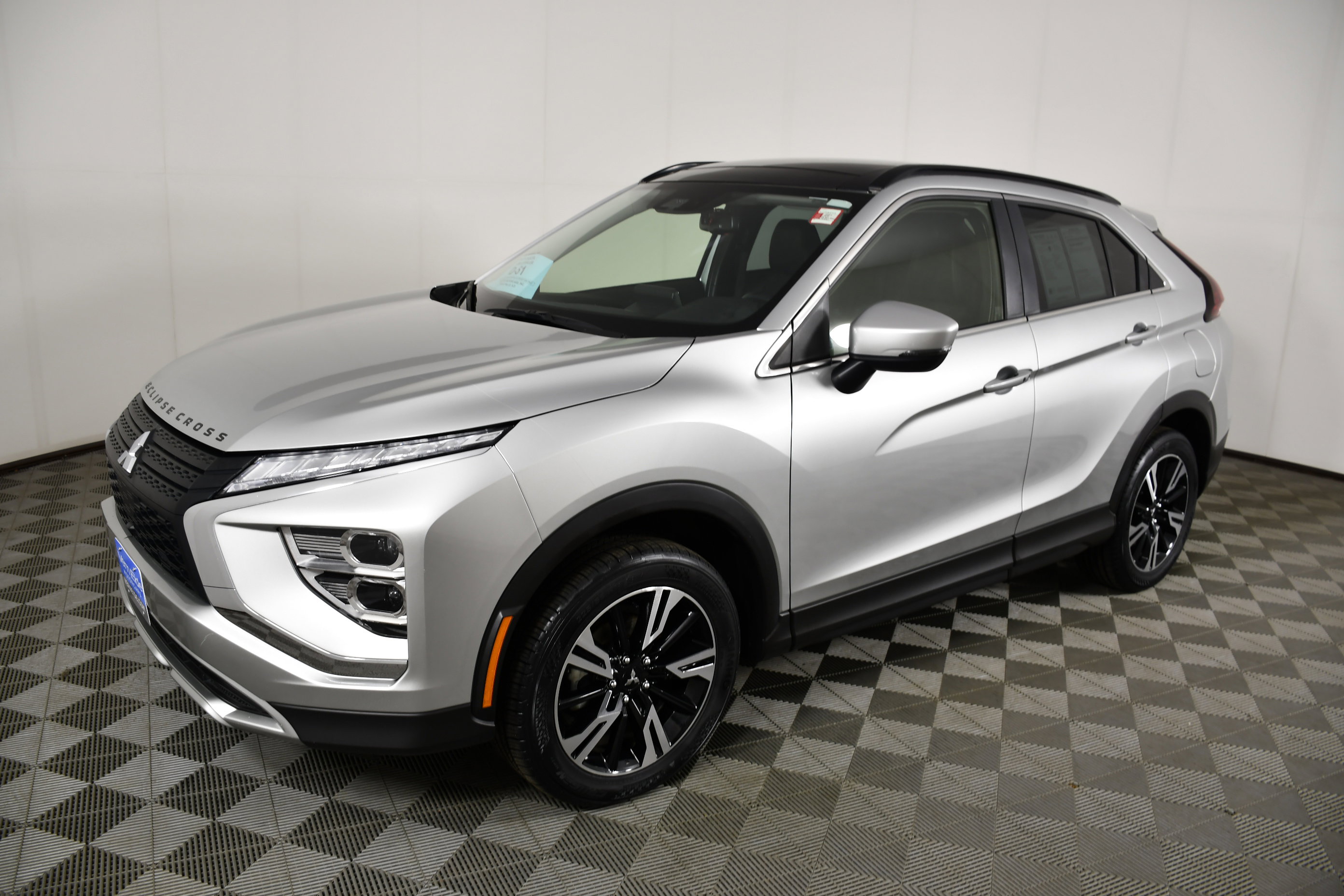 Used 2023 Mitsubishi Eclipse Cross SE AWD/4WD image 10