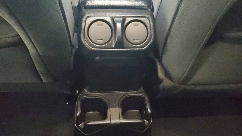 Used 2024 Jeep Gladiator Sport image 12