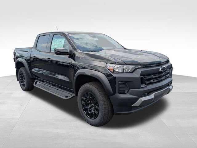 New 2026 Chevrolet Colorado Trail Boss AWD/4WD image 1