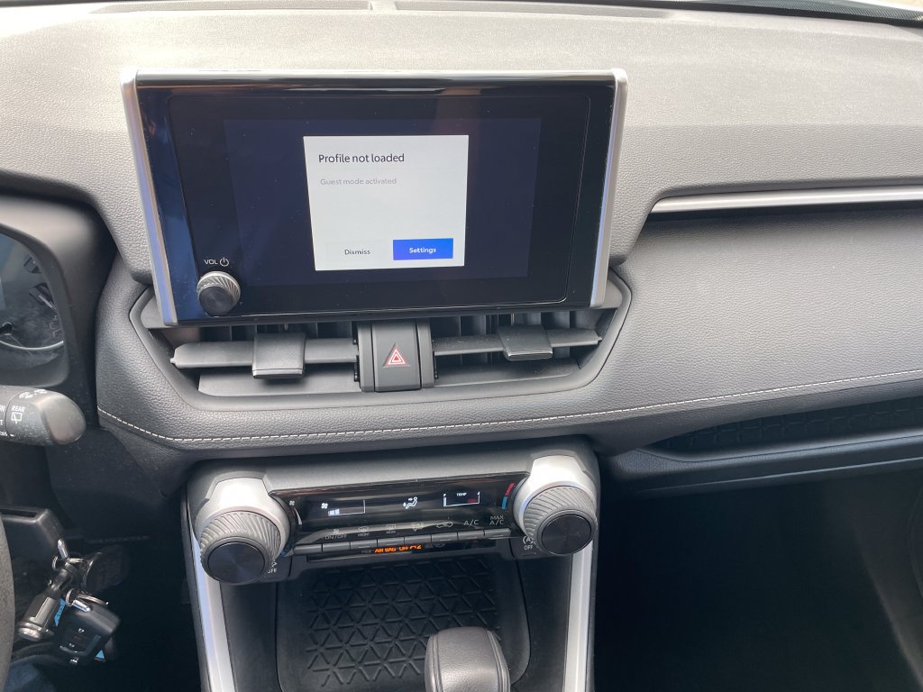 Certified 2023 Toyota RAV4 LE AWD/4WD image 18