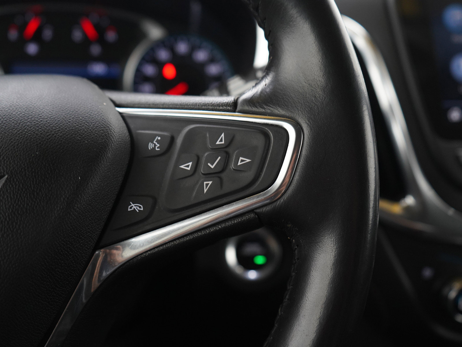 Used 2021 Chevrolet Equinox Premier AWD/4WD image 27
