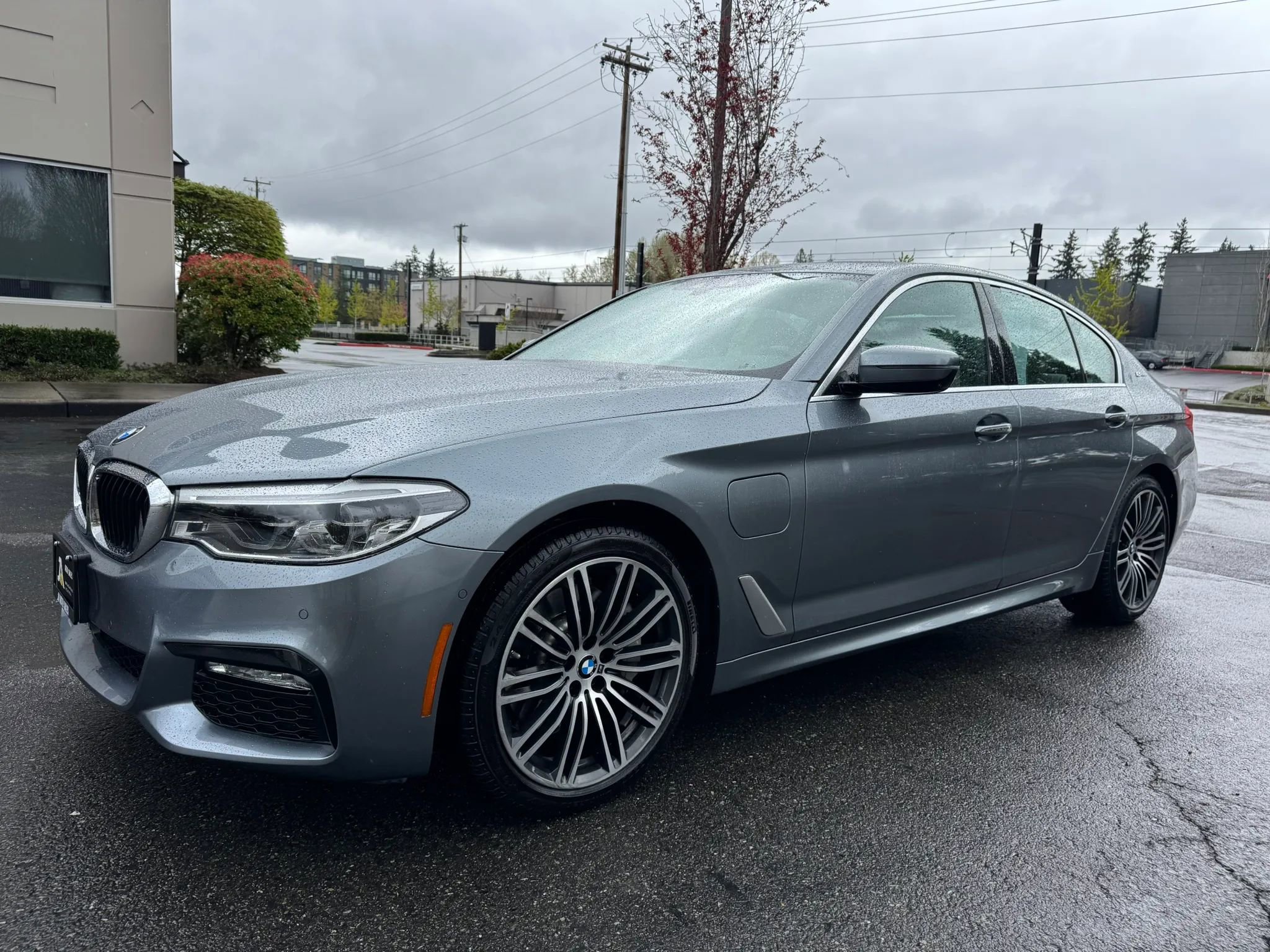 Used 2018 BMW 530e xDrive image 5