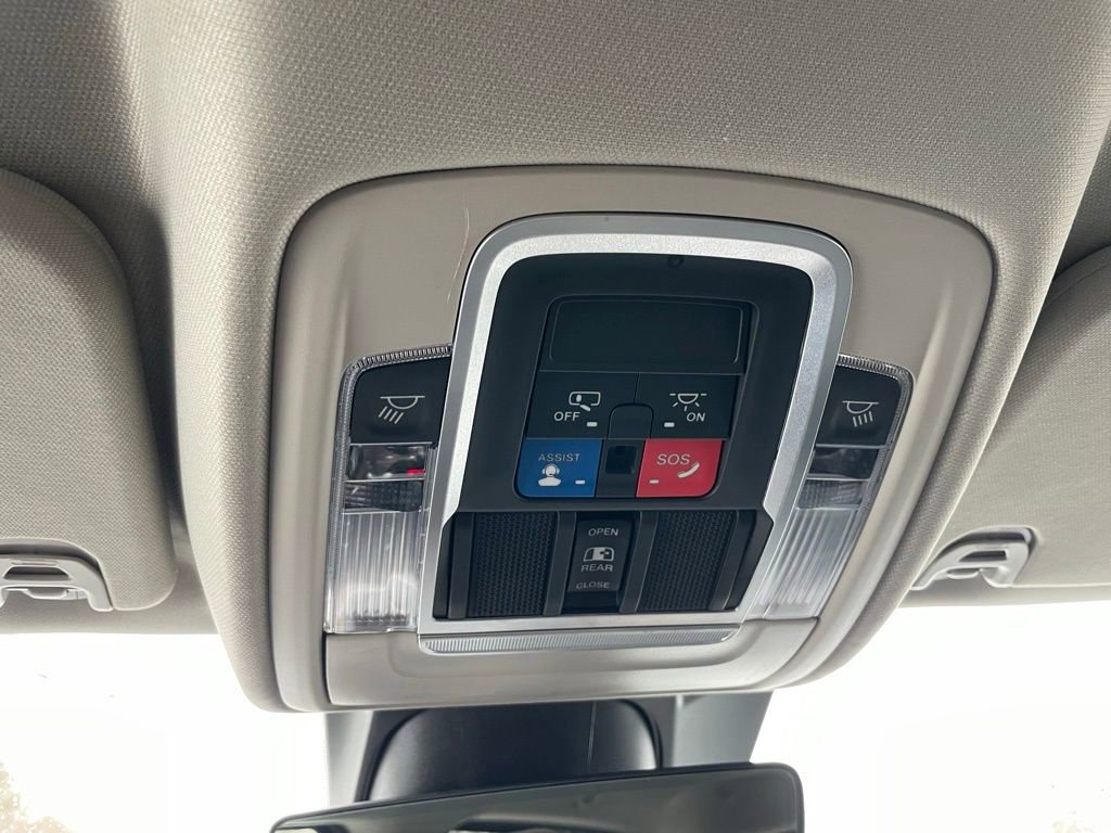 Used 2022 RAM 1500 Laramie w/ Trailer Tow Group image 17