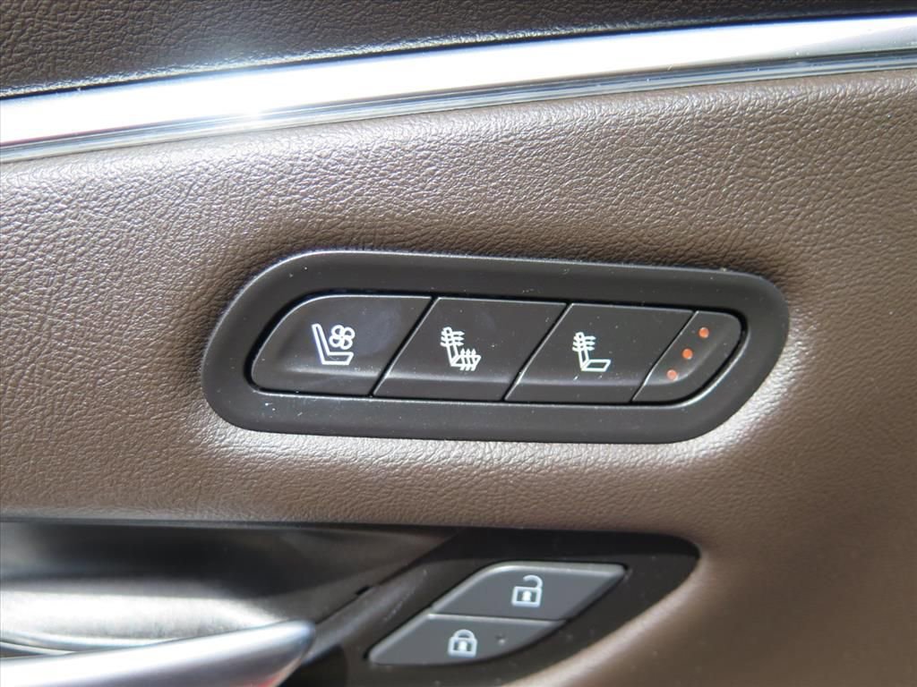 Used 2023 Cadillac Escalade Sport w/ Touring Package image 10