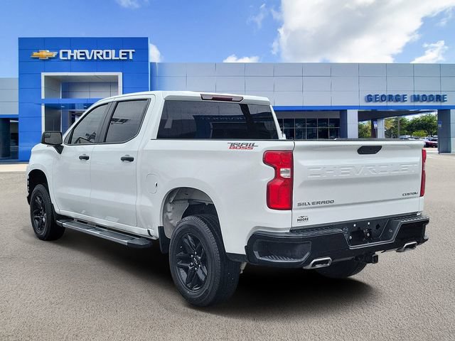 Certified 2021 Chevrolet Silverado 1500 Custom Trail Boss AWD/4WD image 3
