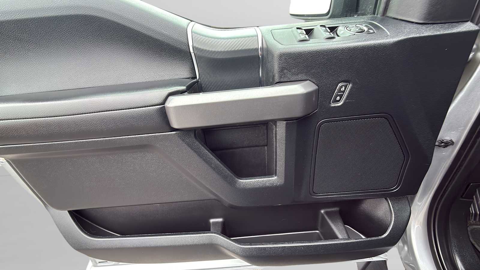 Used 2020 Ford F150 XLT w/ Equipment Group 302A Luxury image 14