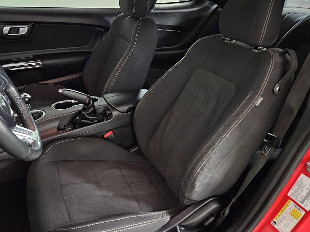 Used 2019 Ford Mustang Coupe image 23
