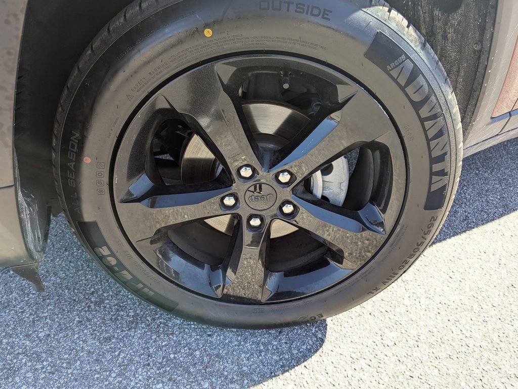 Used 2022 Jeep Grand Cherokee Altitude image 31