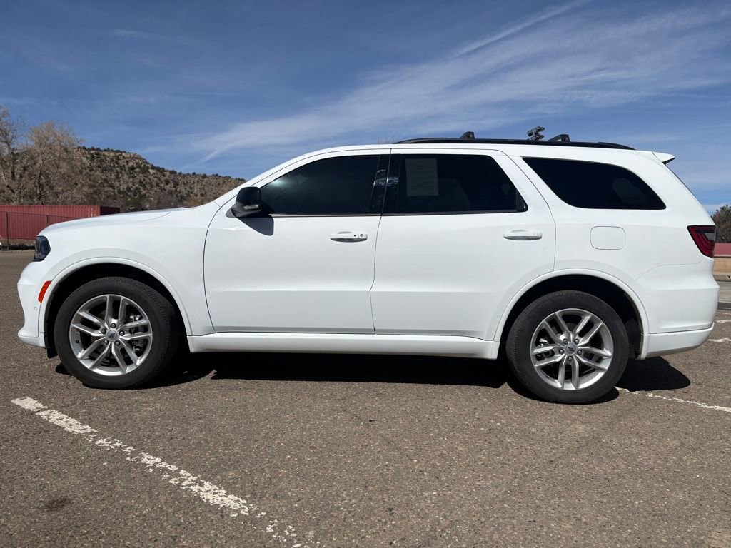 Used 2023 Dodge Durango GT image 3