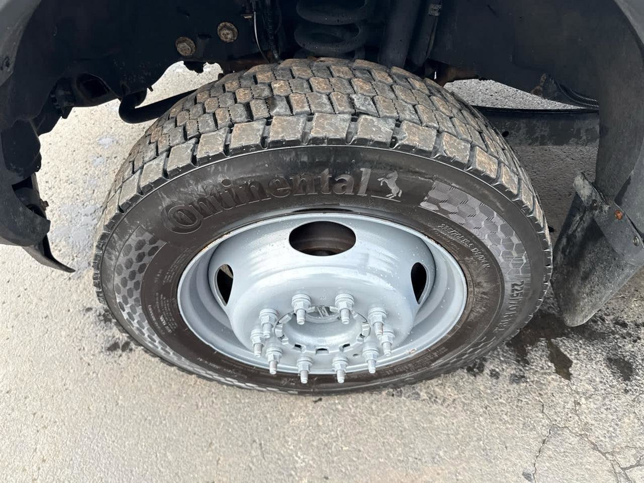 Used 2019 Ford F550 4x4 Regular Cab Super Duty image 11