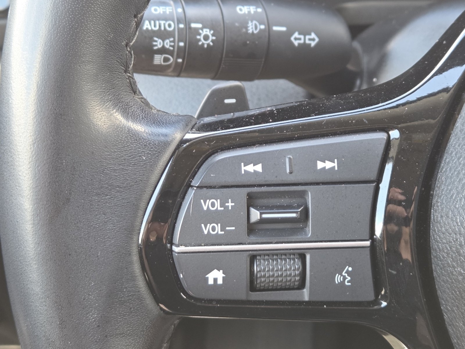 Used 2025 Honda Pilot Touring image 36