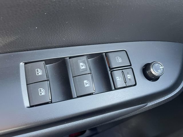 Used 2018 Toyota Highlander XLE AWD/4WD image 26