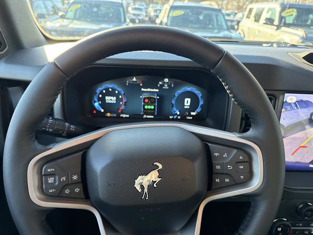 New 2025 Ford Bronco Badlands image 12