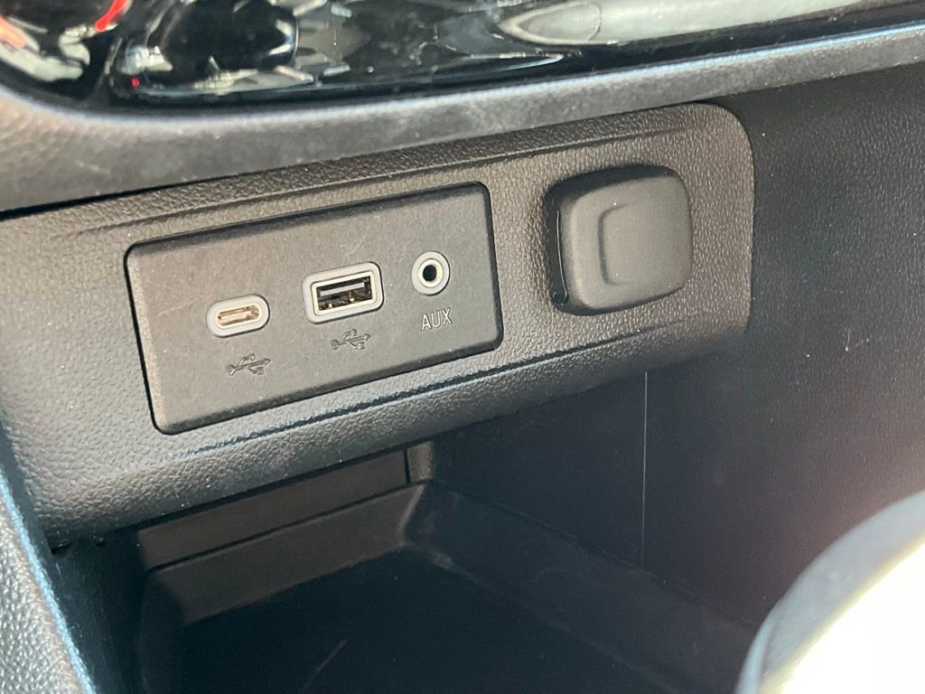 Used 2021 Buick Encore GX Preferred image 7