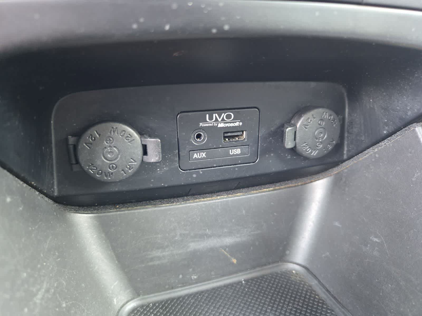 Used 2013 Kia Sorento LX w/ Convenience Pkg FWD image 26