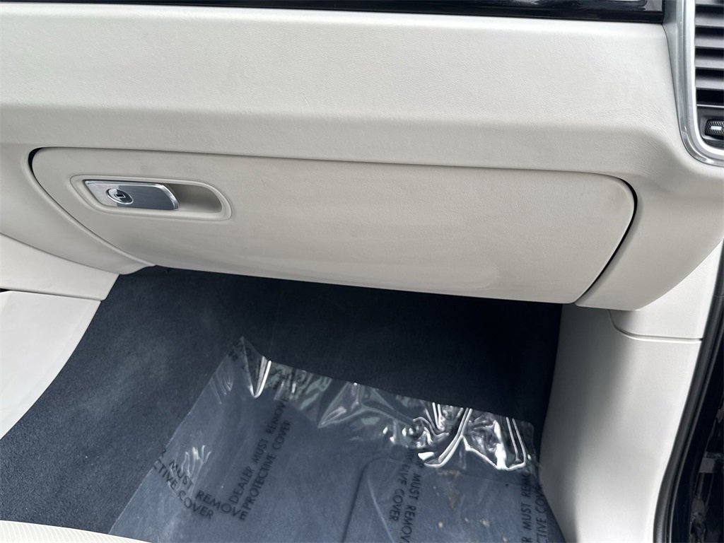 Used 2023 Porsche Cayenne Turbo S image 35