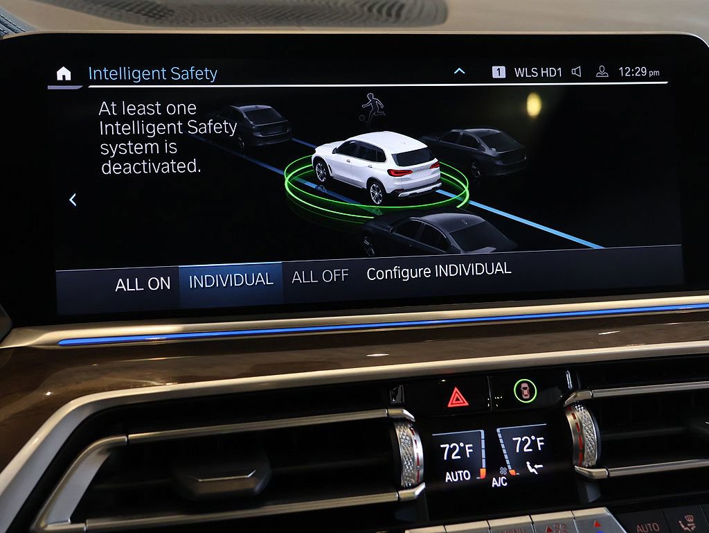 Used 2023 BMW X5 xDrive45e w/ Executive Package image 19