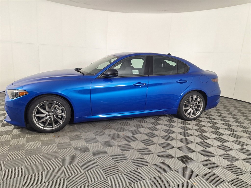 New 2025 Alfa Romeo Giulia image 7