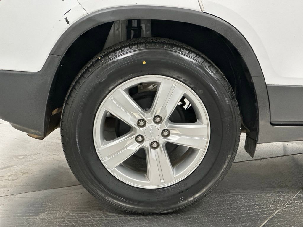 Used 2020 Chevrolet Trax LS image 25