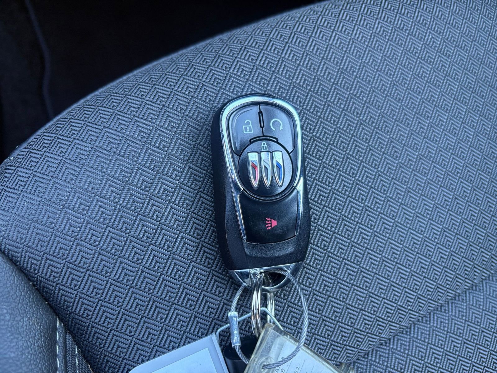 Used 2025 Buick Encore GX Preferred image 22