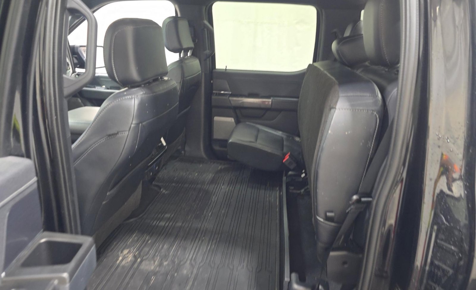 Used 2023 Ford F150 Lariat w/ Equipment Group 502A High AWD/4WD image 13