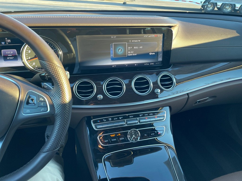 Used 2017 Mercedes-Benz E 300 image 16
