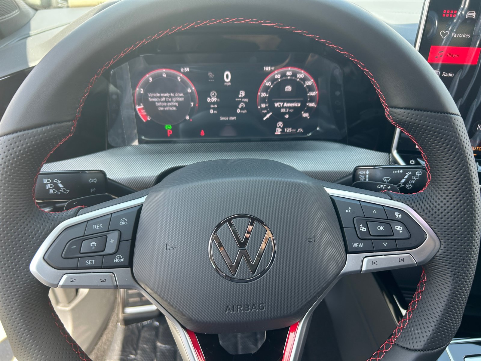 New 2026 Volkswagen Golf SE FWD image 9
