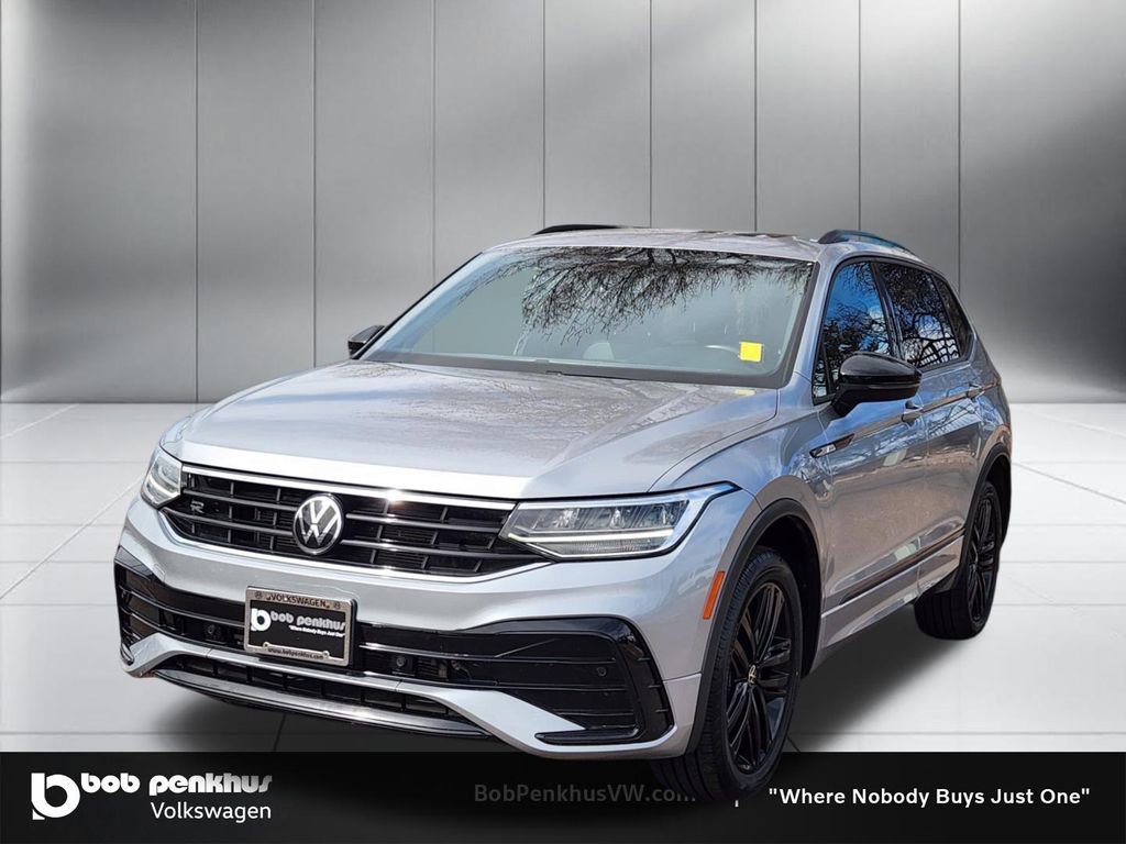 Used 2022 Volkswagen Tiguan SE R-Line image 23