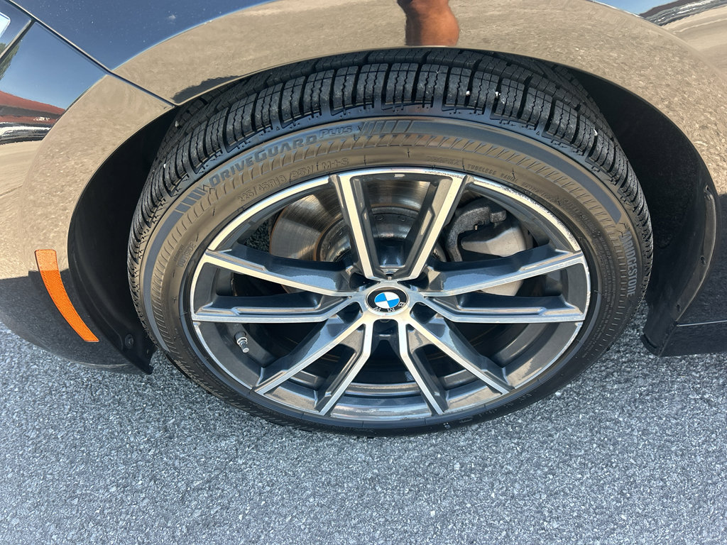 Used 2020 BMW 330i Sedan w/ Convenience Package RWD image 9