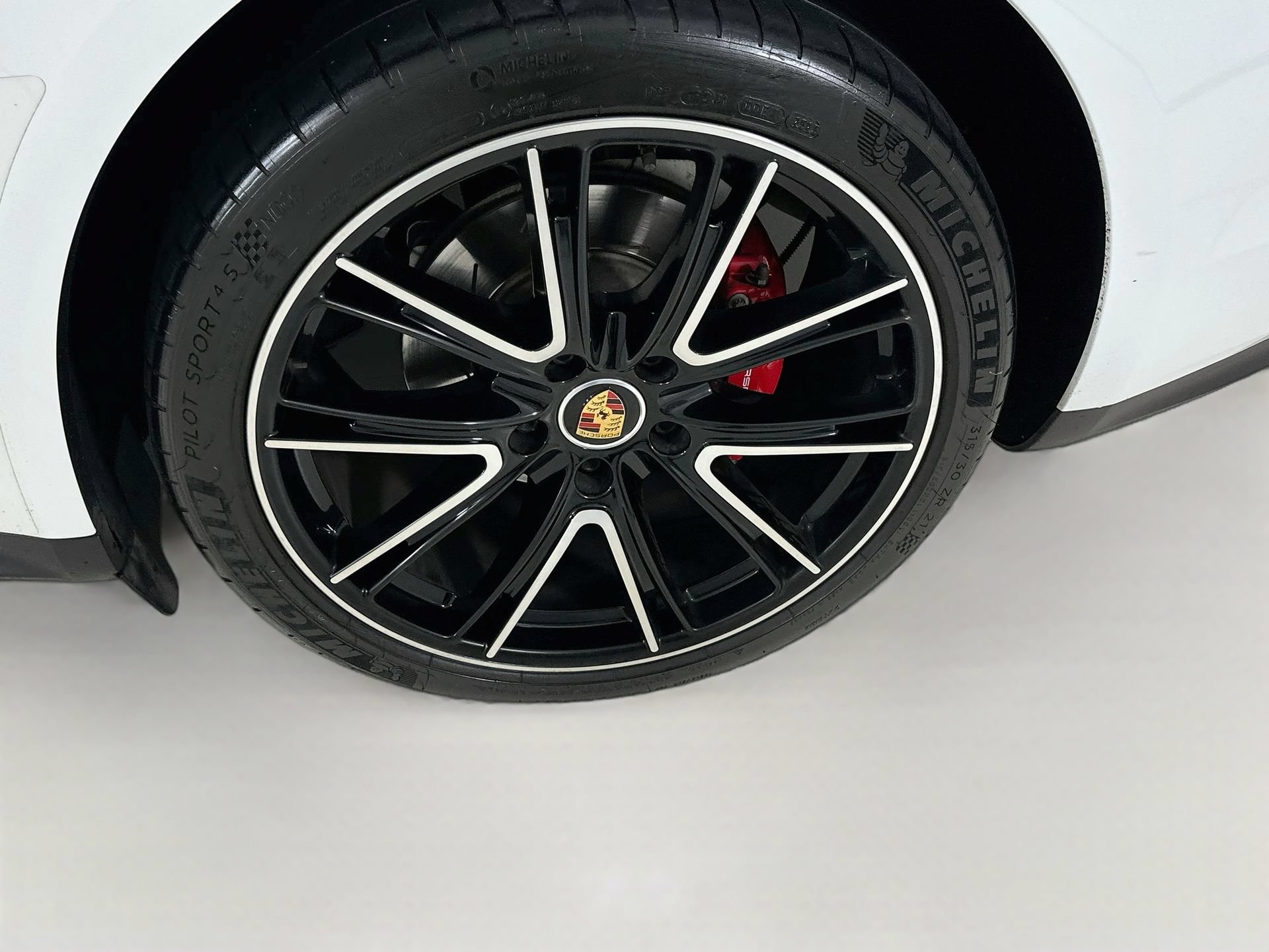 Used 2021 Porsche Panamera 4S AWD/4WD image 34