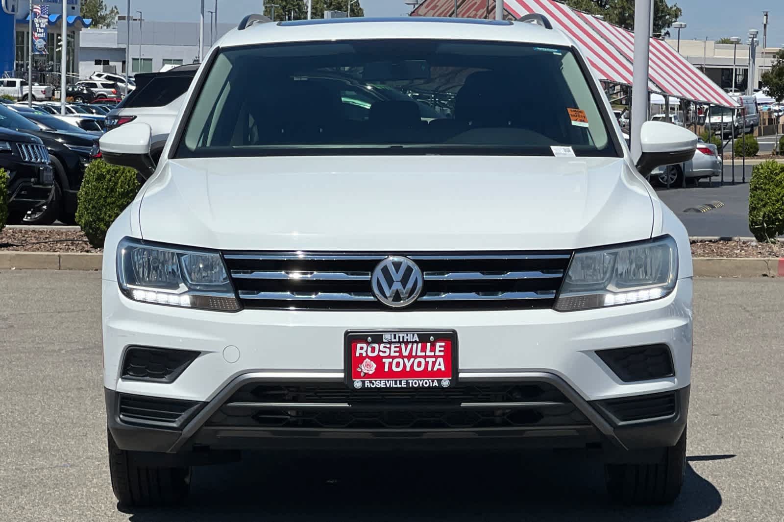 Used 2020 Volkswagen Tiguan SE AWD/4WD image 10