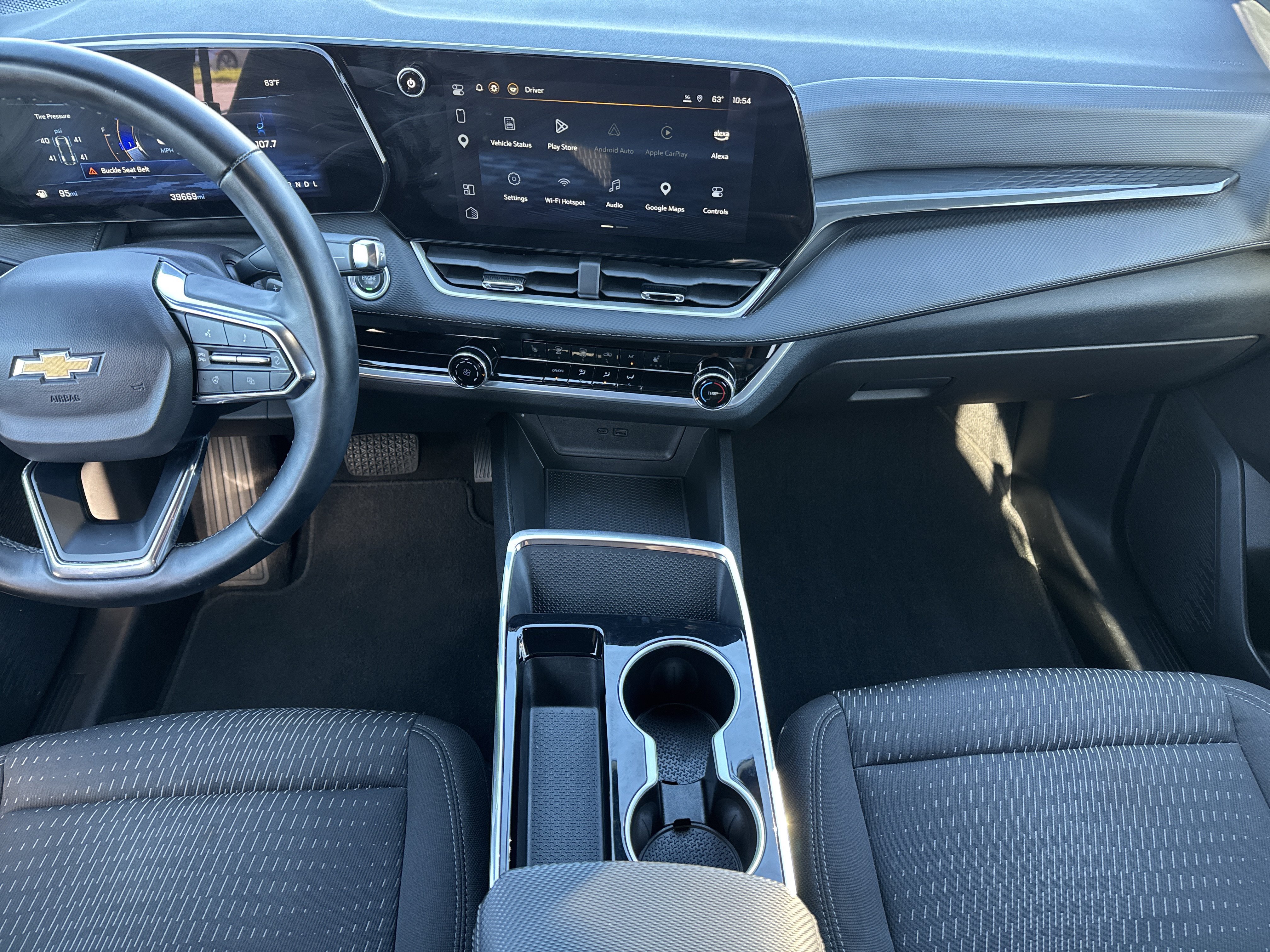Used 2025 Chevrolet Equinox LT FWD image 18