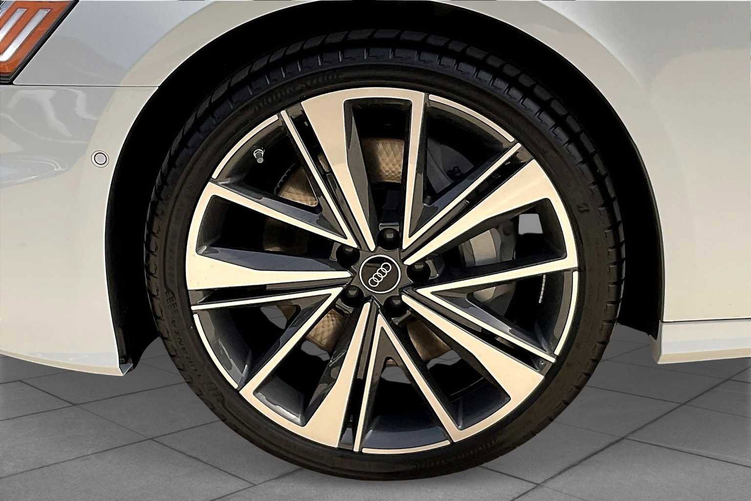 New 2025 Audi A6 3.0T Prestige image 11