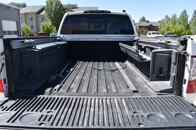 Used 2017 Nissan Titan PRO-4X AWD/4WD image 8