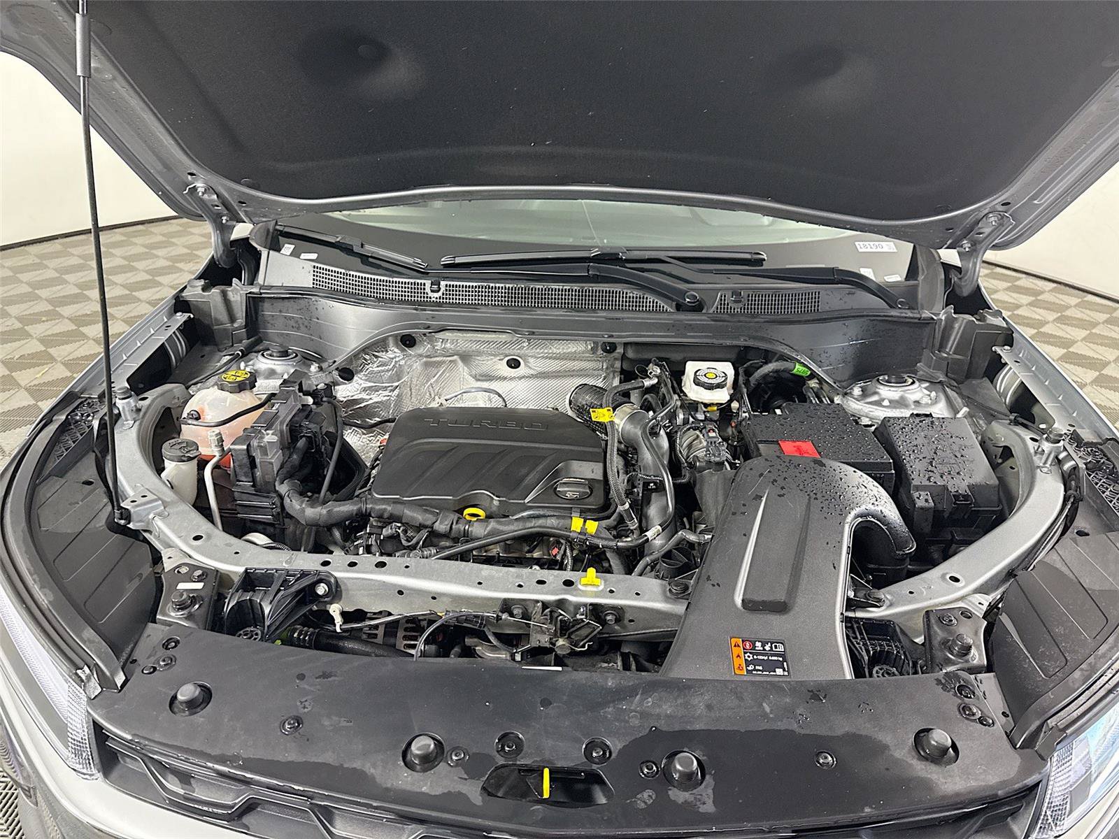 Used 2025 Chevrolet Trax LT FWD image 20