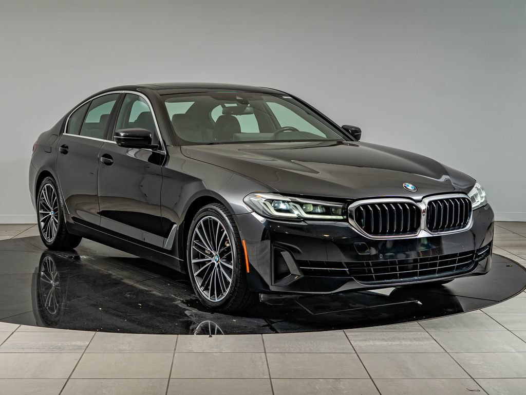 Used 2021 BMW 530i xDrive w/ Convenience Package AWD/4WD image 3