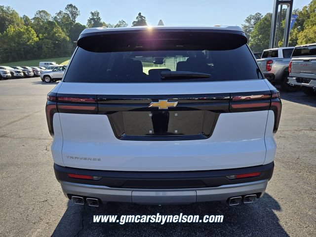 New 2027 Chevrolet Traverse LT w/ Driver Confidence Package FWD image 5