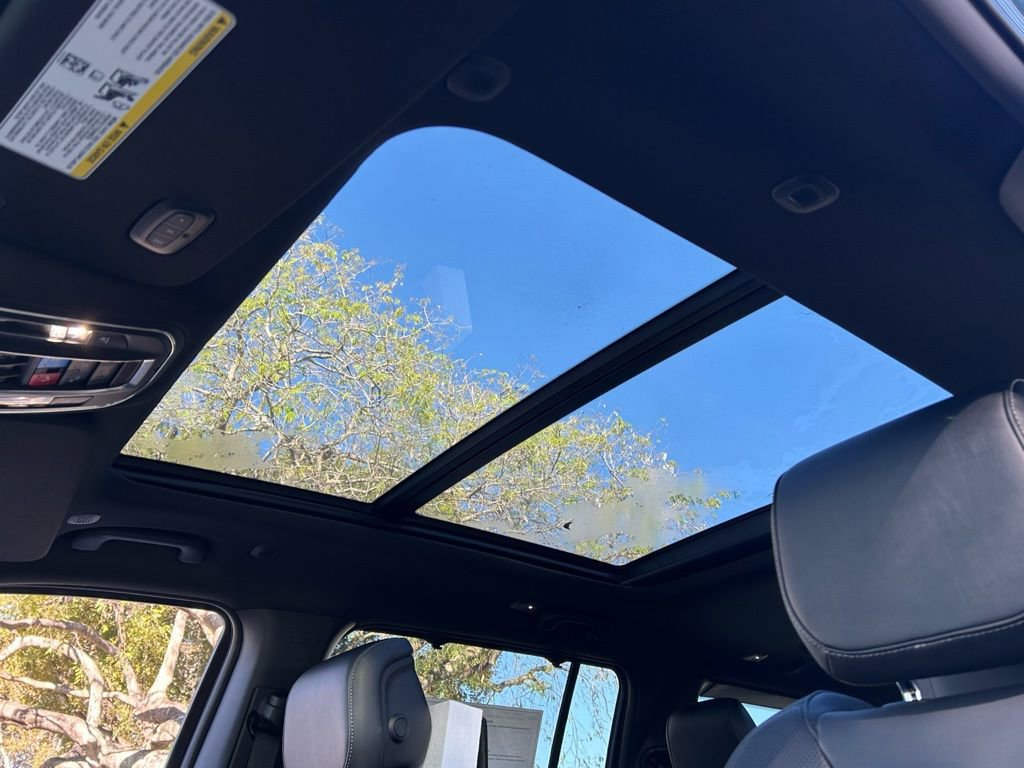 New 2026 Jeep Grand Wagoneer L Limited image 17