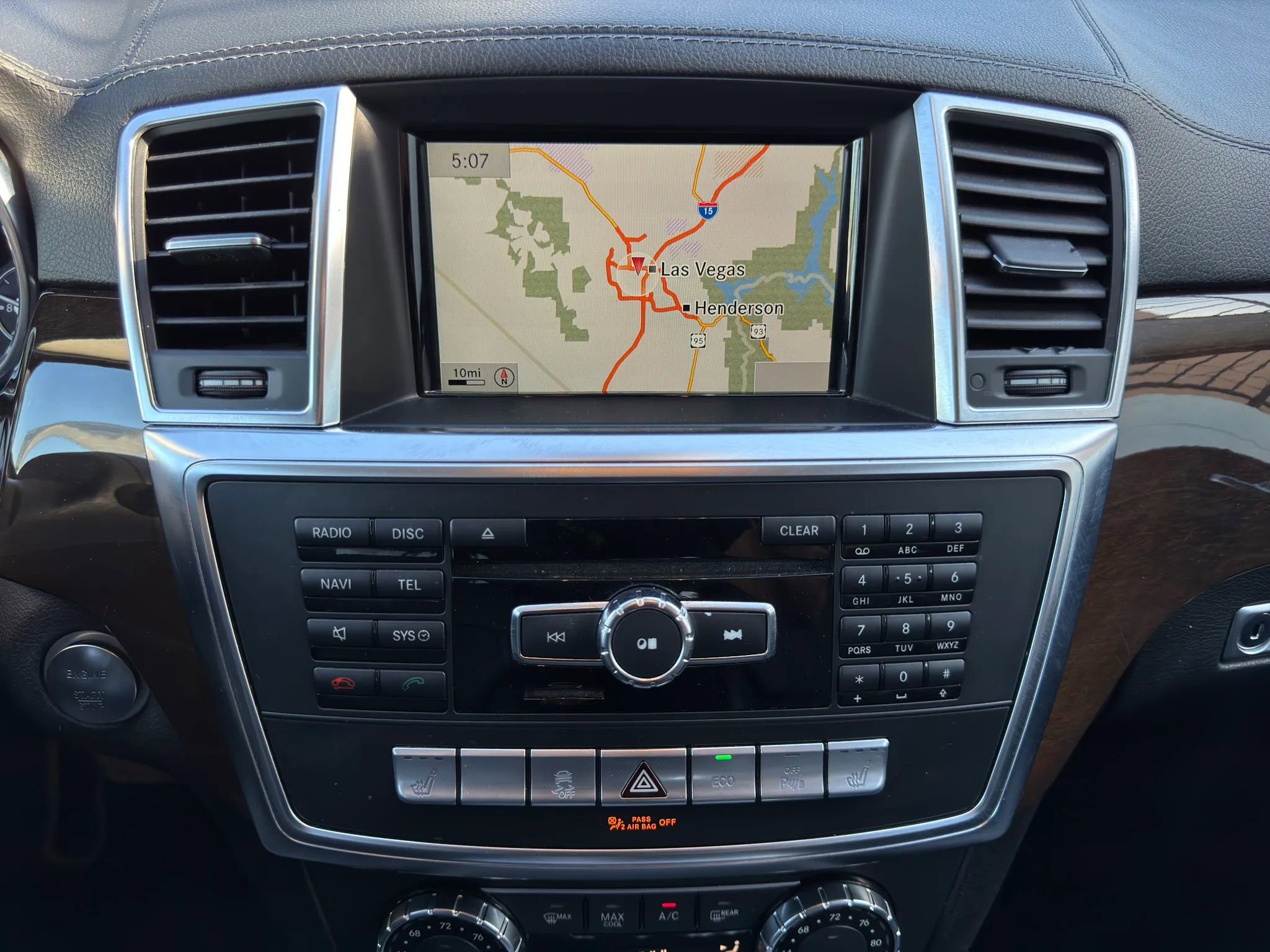 Used 2016 Mercedes-Benz GL 450 4MATIC image 27