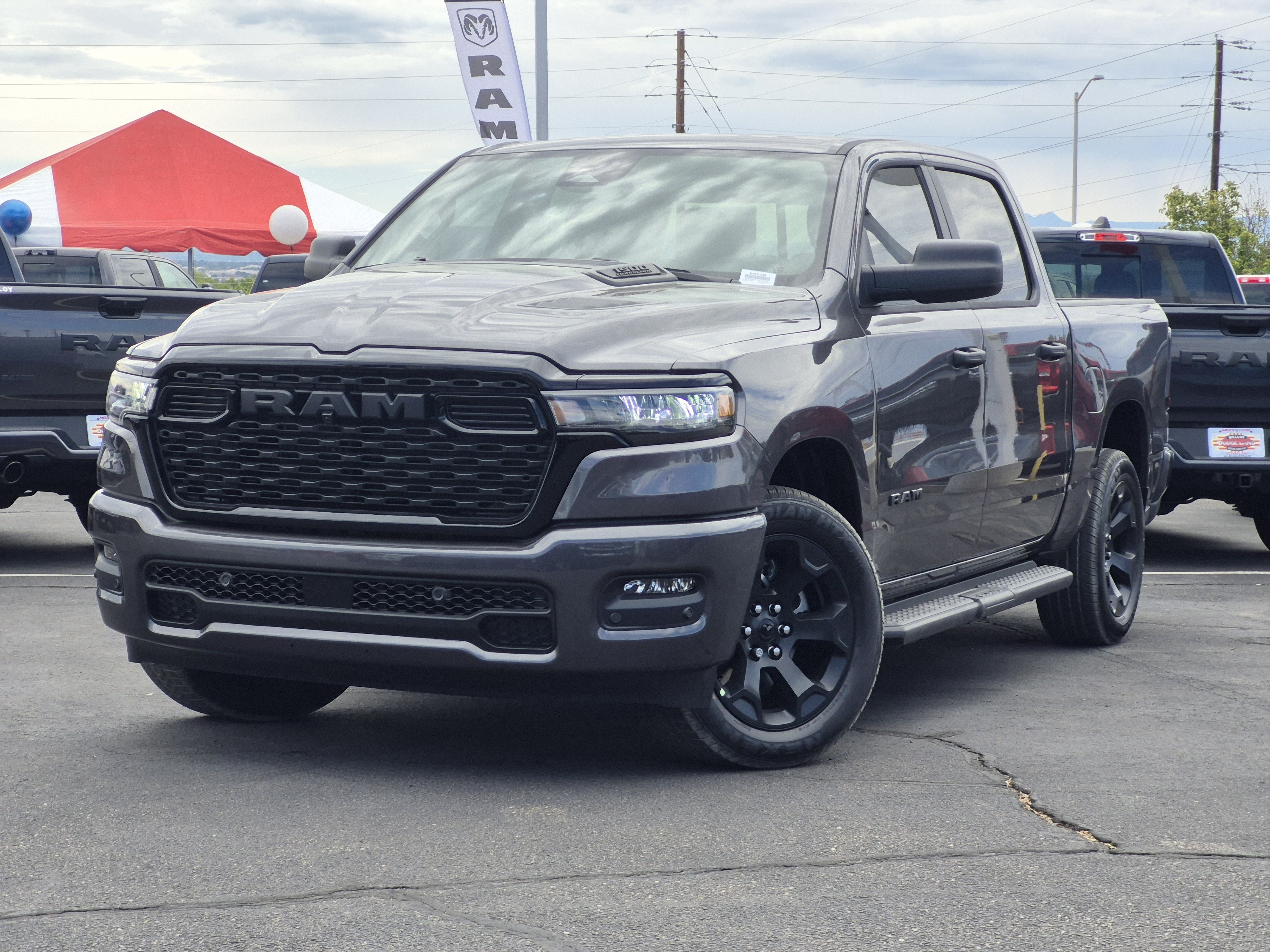 New 2026 RAM 1500 Express AWD/4WD image 5